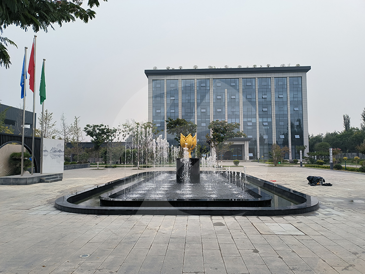 秦汉新城雕塑喷泉案例